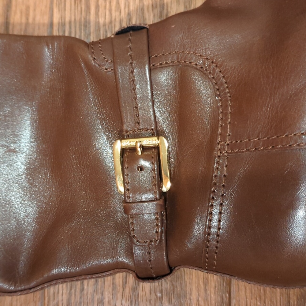 Micheal Kors leather boots - Picture 3 of 6